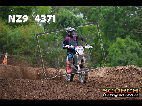 Experts-081