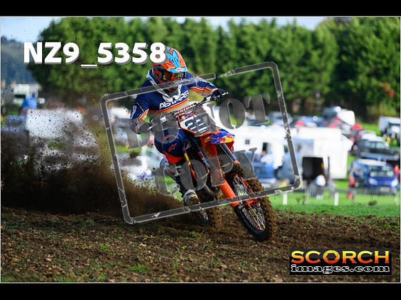Experts-050