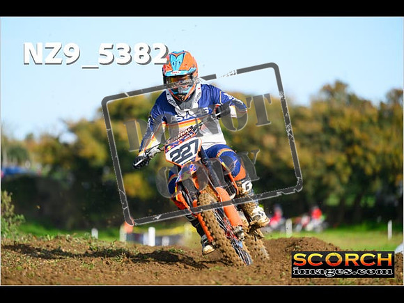 Experts-072