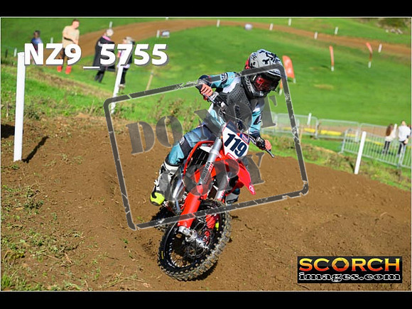 85's-025