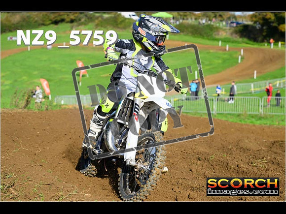 85's-029