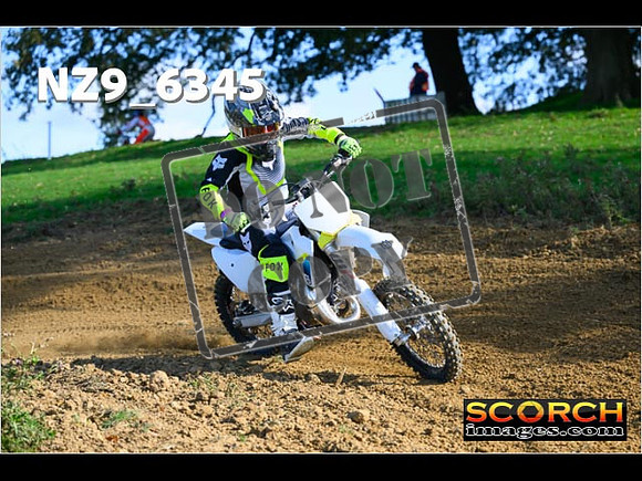 85's-093