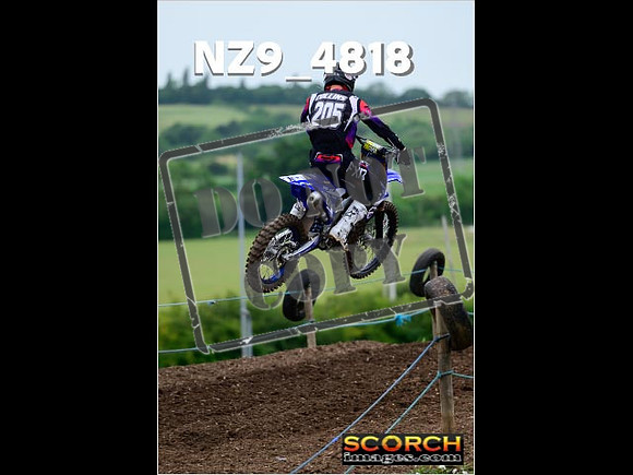 Experts-112