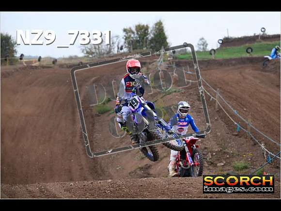 Thur02Oct-038