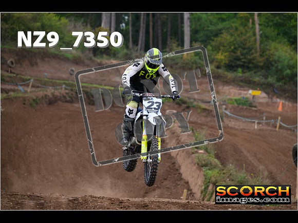 Thur02Oct-055