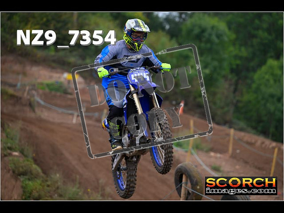 Thur02Oct-059
