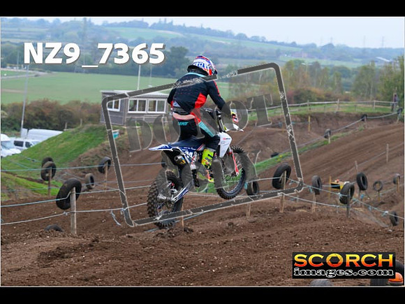 Thur02Oct-068