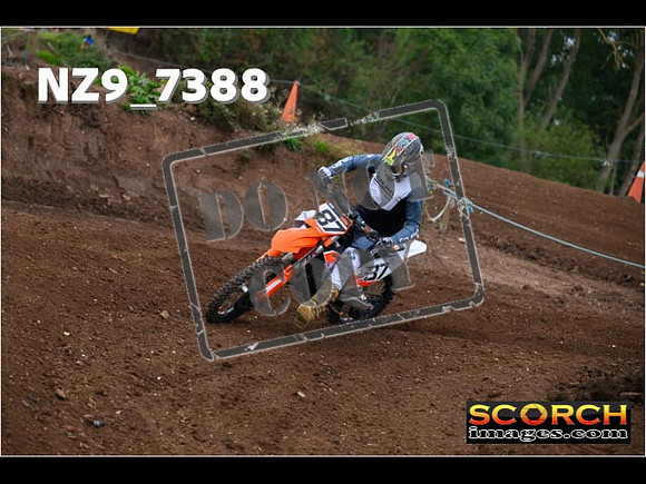 Thur02Oct-088