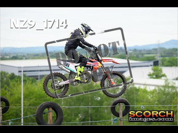 Thur08May-034