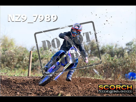 Experts-020