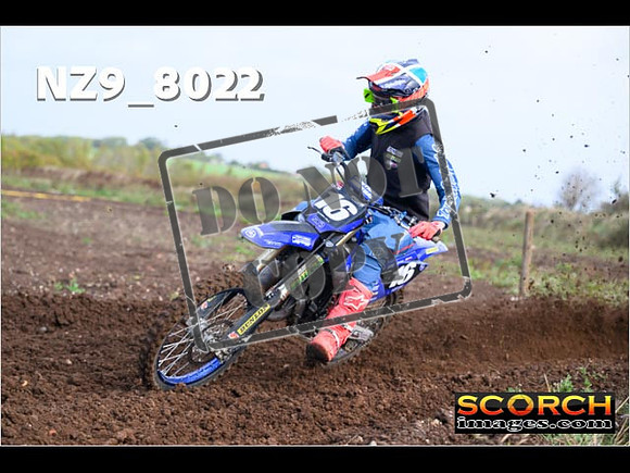 Experts-052