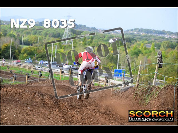 Experts-063