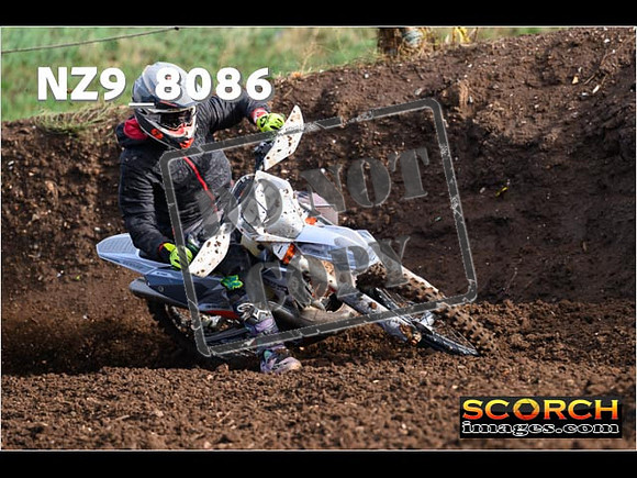 Experts-108