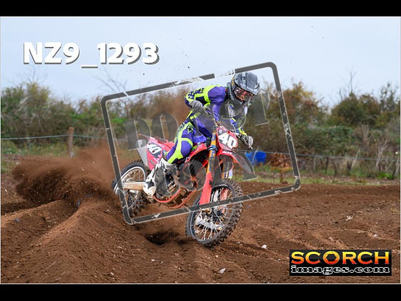 Thur09Oct-031