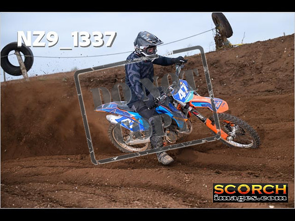 Thur09Oct-074