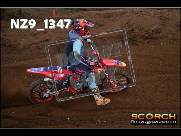 Thur09Oct-083