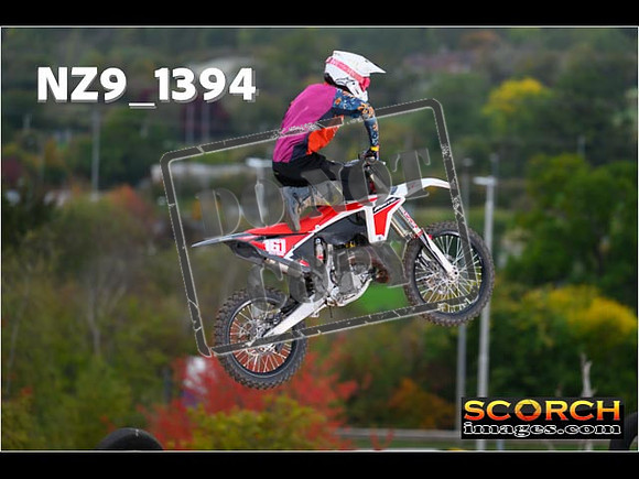 Thur09Oct-127