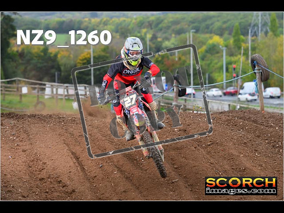 Thur09Oct-003