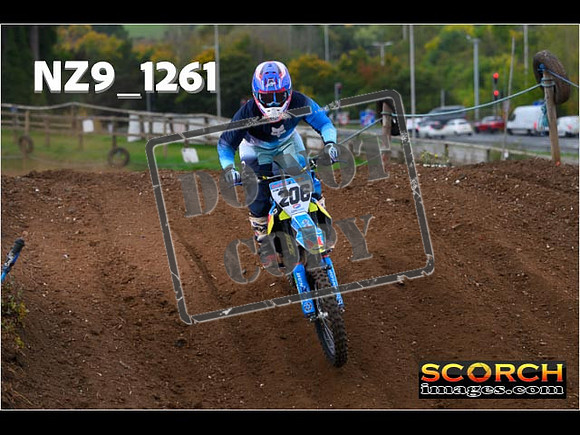 Thur09Oct-004
