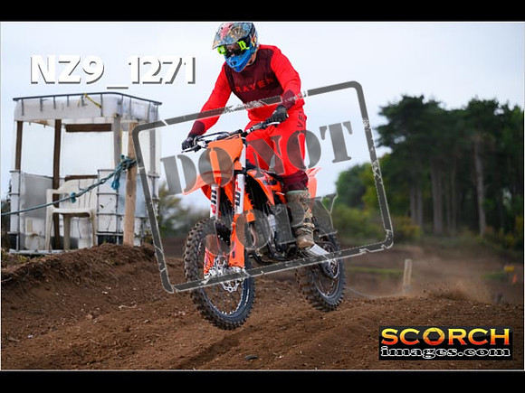 Thur09Oct-014