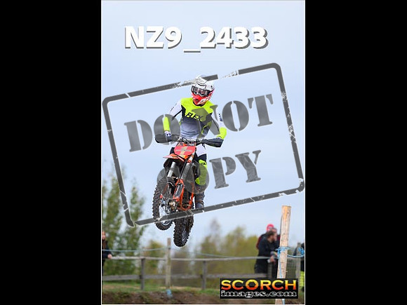 Youth-096