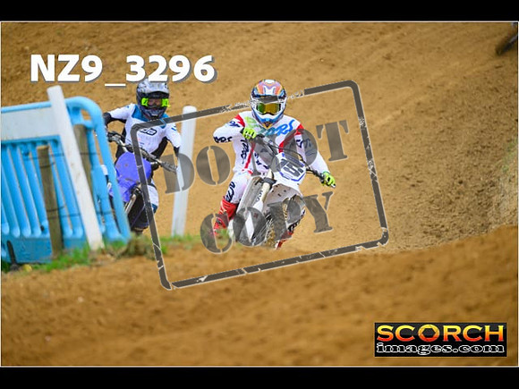Experts-092