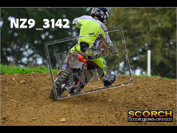 85's-027