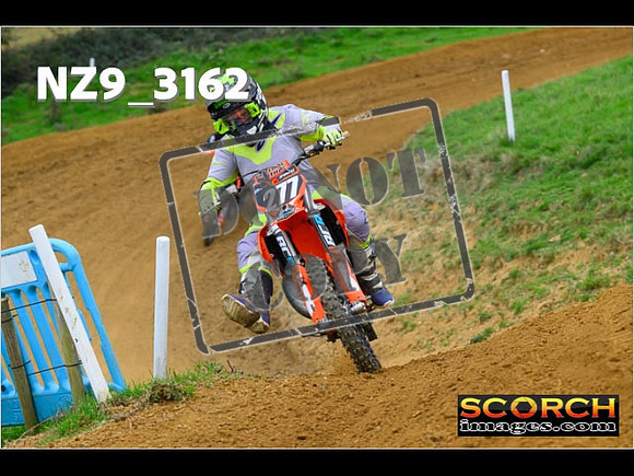 85's-047