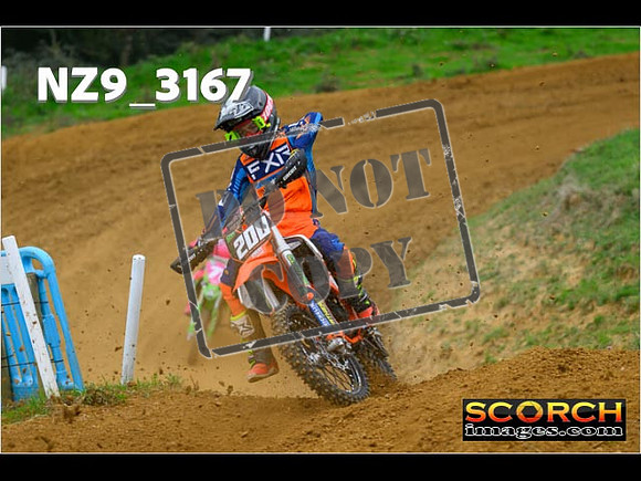 85's-052