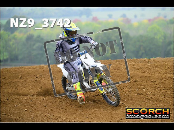 85's-098