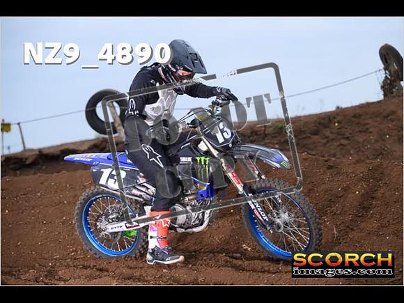 IntersBlue-086