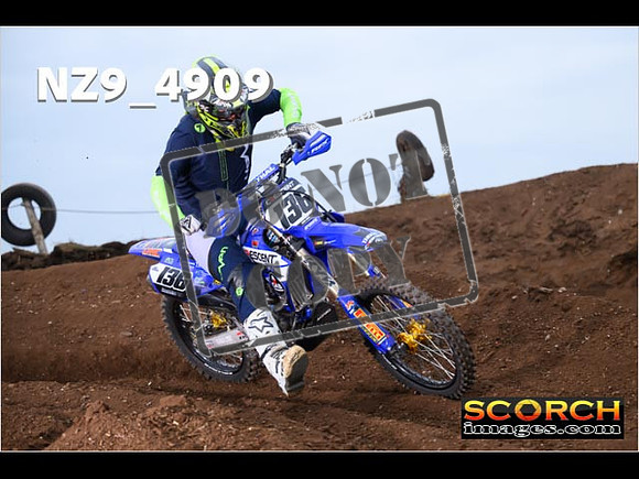 IntersBlue-105