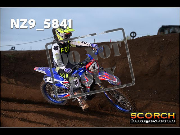 Experts-050