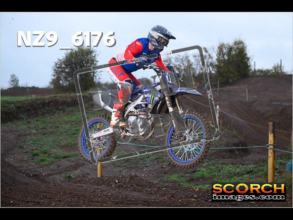 Experts-099