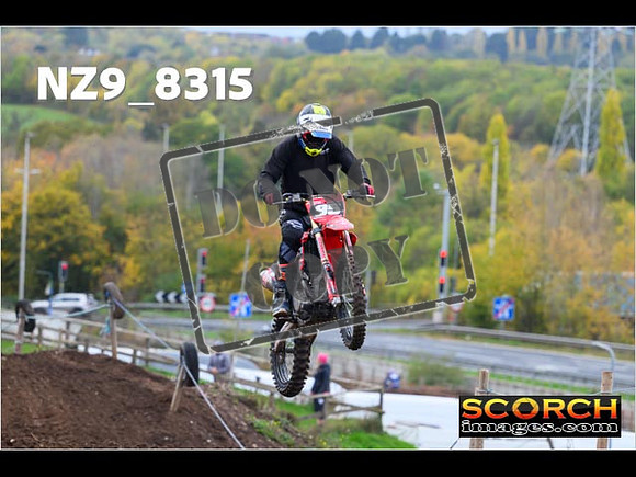 Experts-020