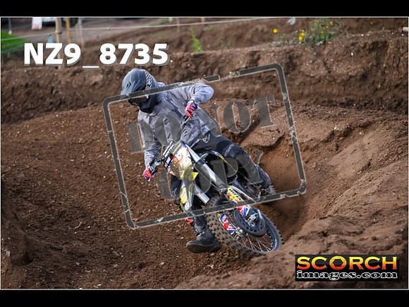 Experts-091