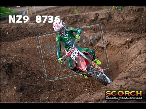Experts-092