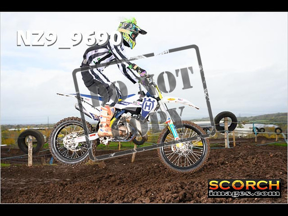 Fri31Oct-056