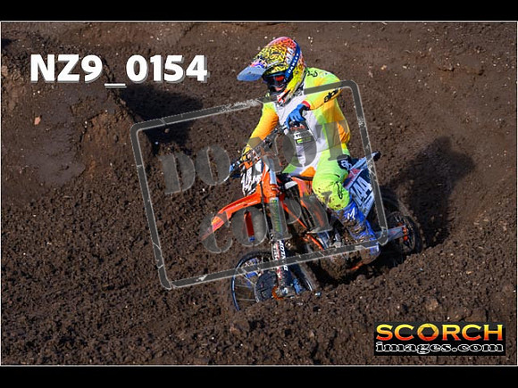 Experts-071