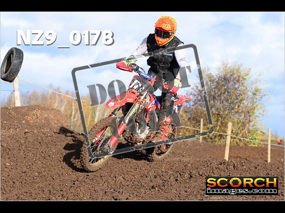 Experts-093