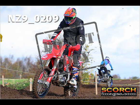 Inters-027