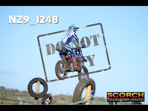 Experts-060