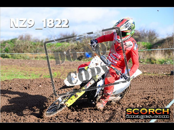 Experts-087
