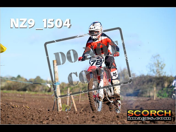 IntersGreenOrange-046