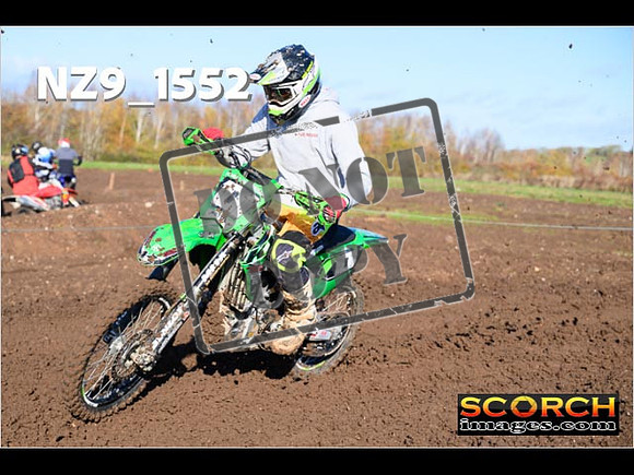 IntersGreenOrange-090