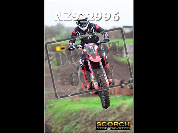 Thur06Nov-095