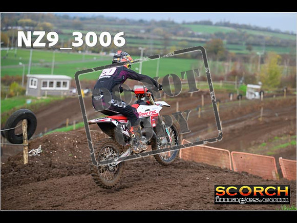 Thur06Nov-105