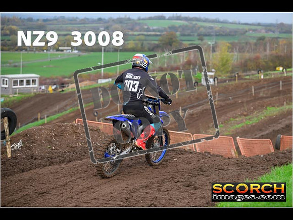 Thur06Nov-107