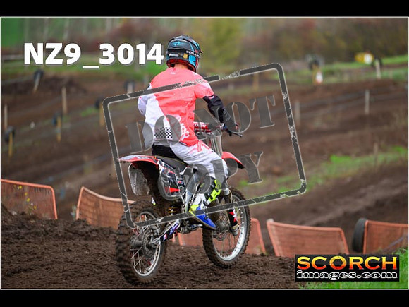 Thur06Nov-113