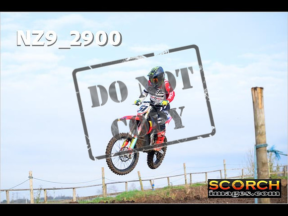 Thur06Nov-005